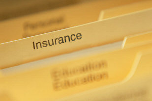 insurance papers folder uid 1341912.jpg